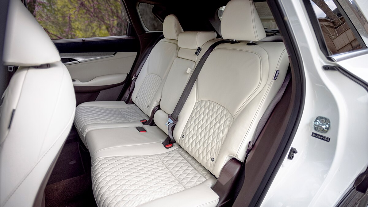 2023 Infiniti QX50 Autograph rear seats
