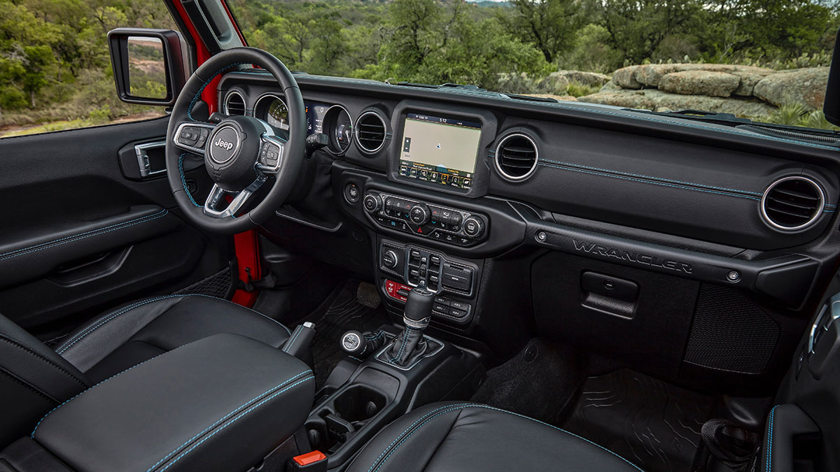 2023 Jeep Wrangler Unlimited 4xe front row cabin