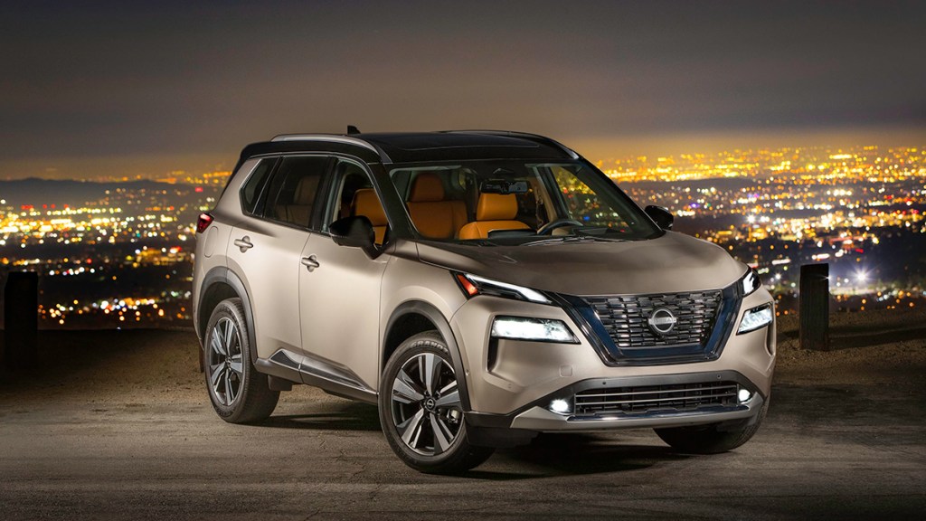 2023 Nissan Rogue Platinum front right