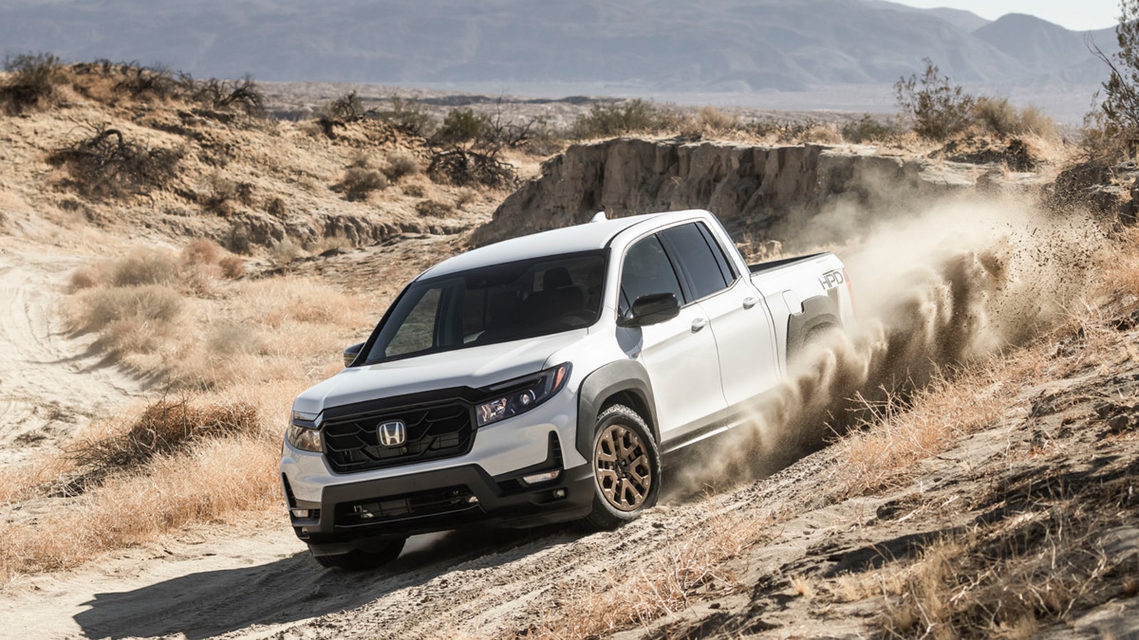 2023 Honda Ridgeline Sport Front Left in white