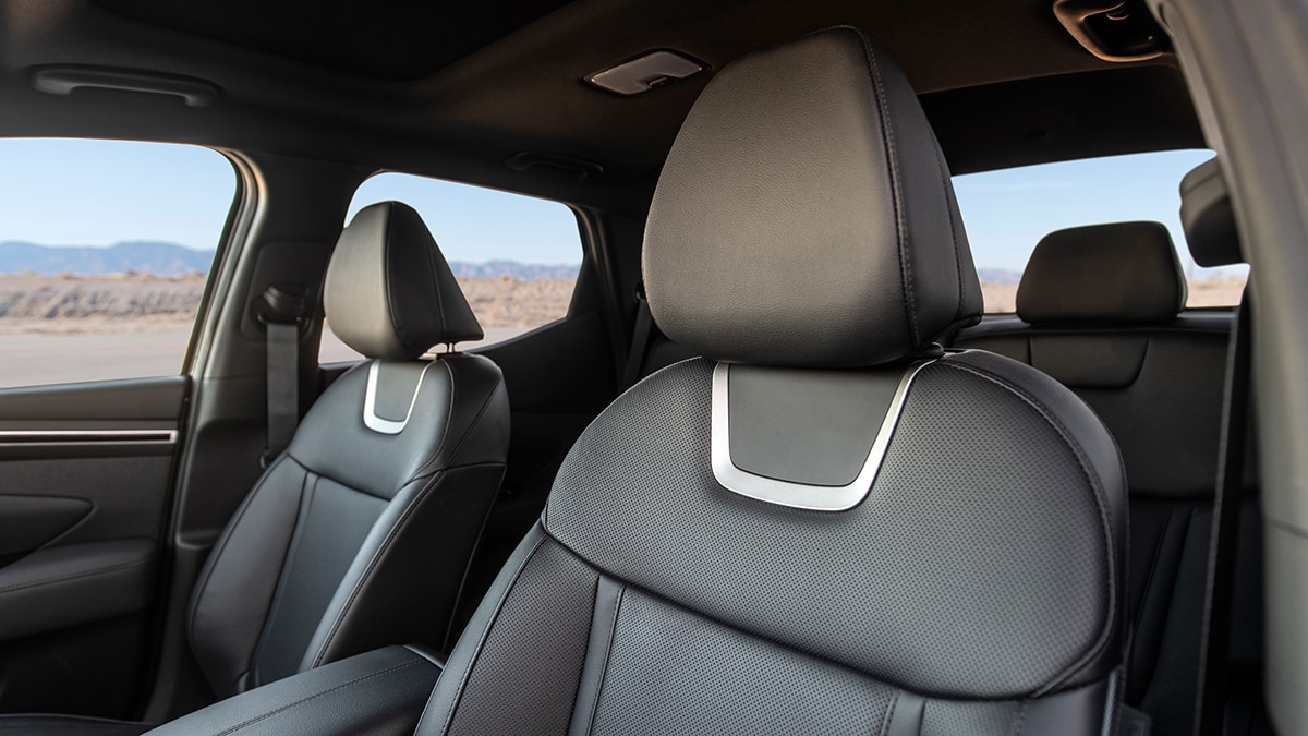 2023 Hyundai Santa Cruze Front Seats