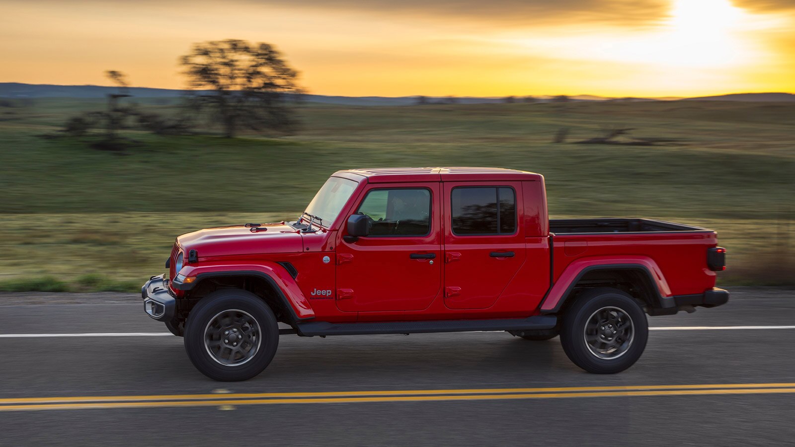 2023 Jeep Gladiator Choosing the Right Trim Autotrader