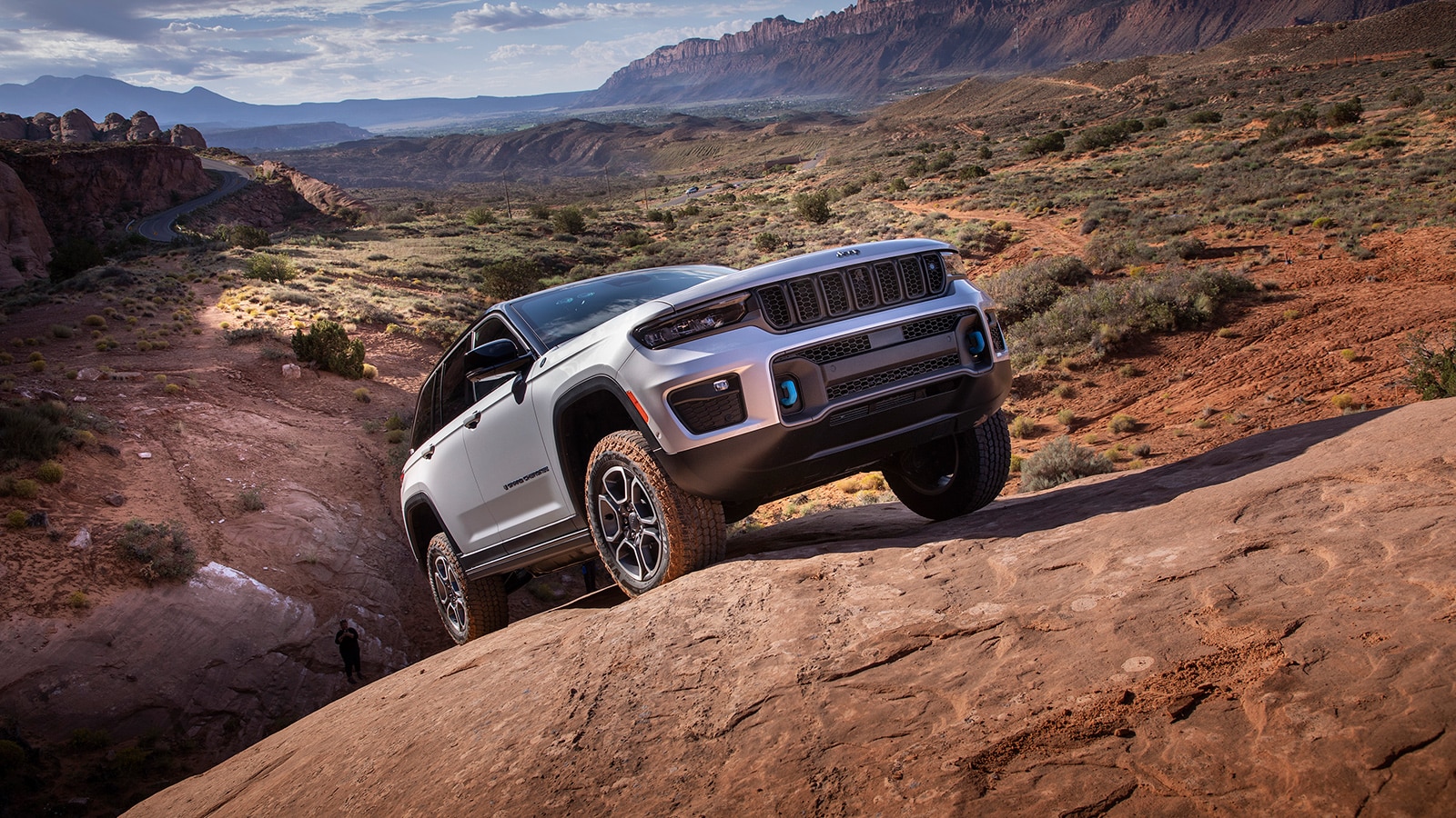 2023 Jeep Grand Cherokee Trailhawk 4xe front right