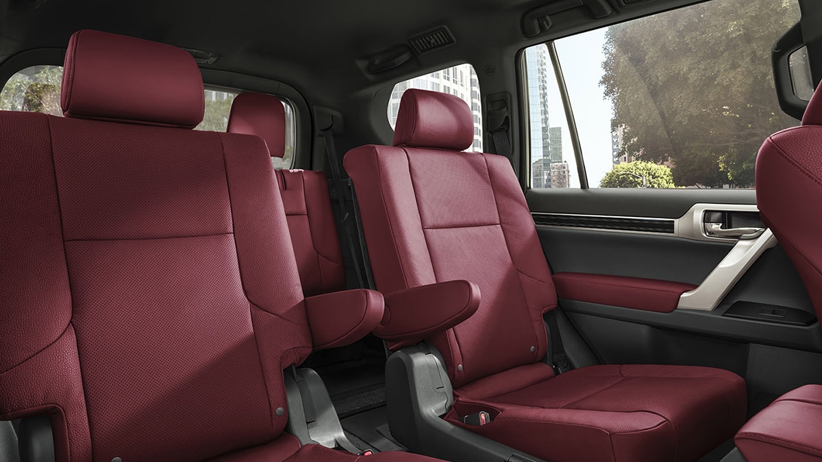 2023 Lexus GX 460 interior seatings