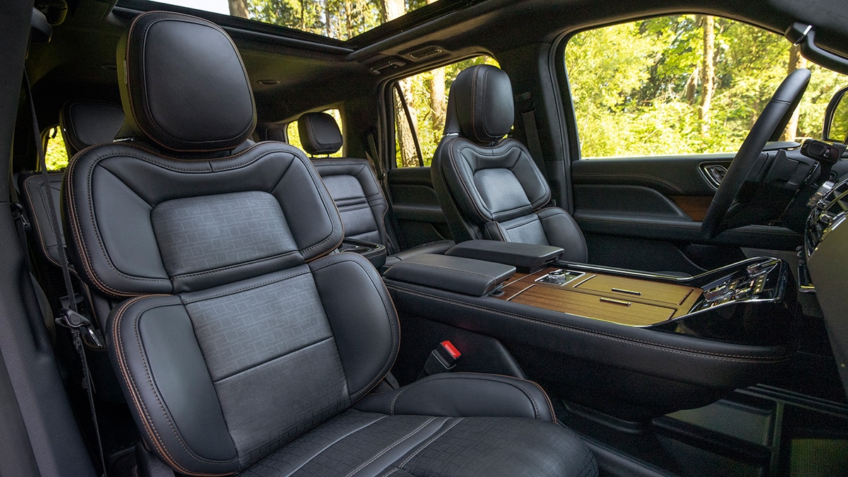 2023 Lincoln Navigator Choosing the Right Trim Autotrader