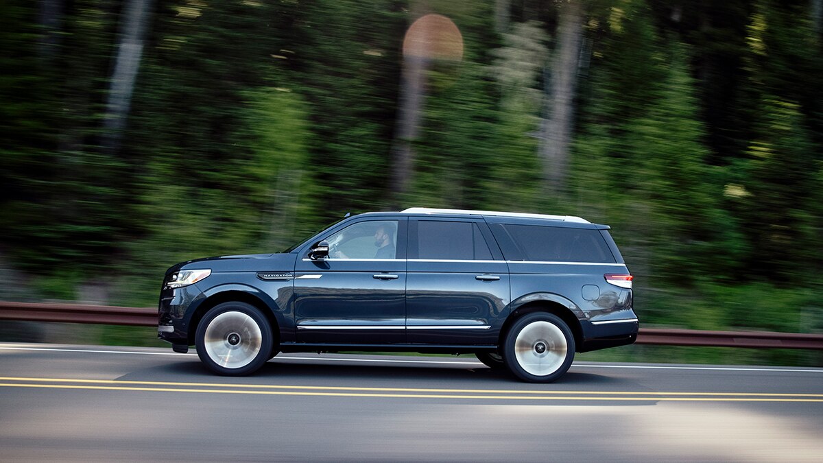 2024 Lincoln Navigator: Choosing the Right Trim - Autotrader