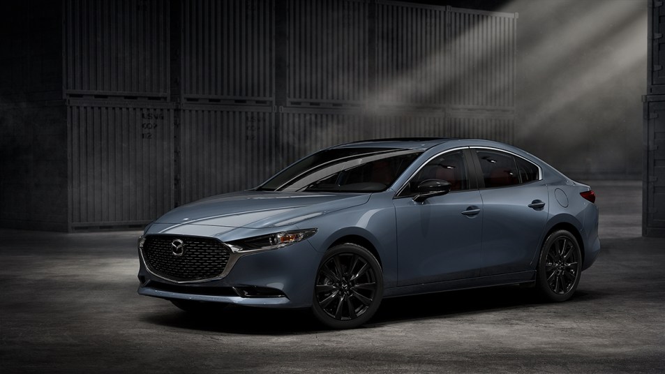 2023 Mazda3 Carbon Edition front left