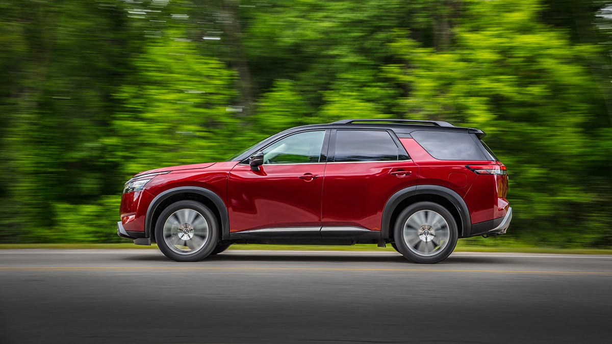 2023 Nissan Pathfinder Platinum profile in red