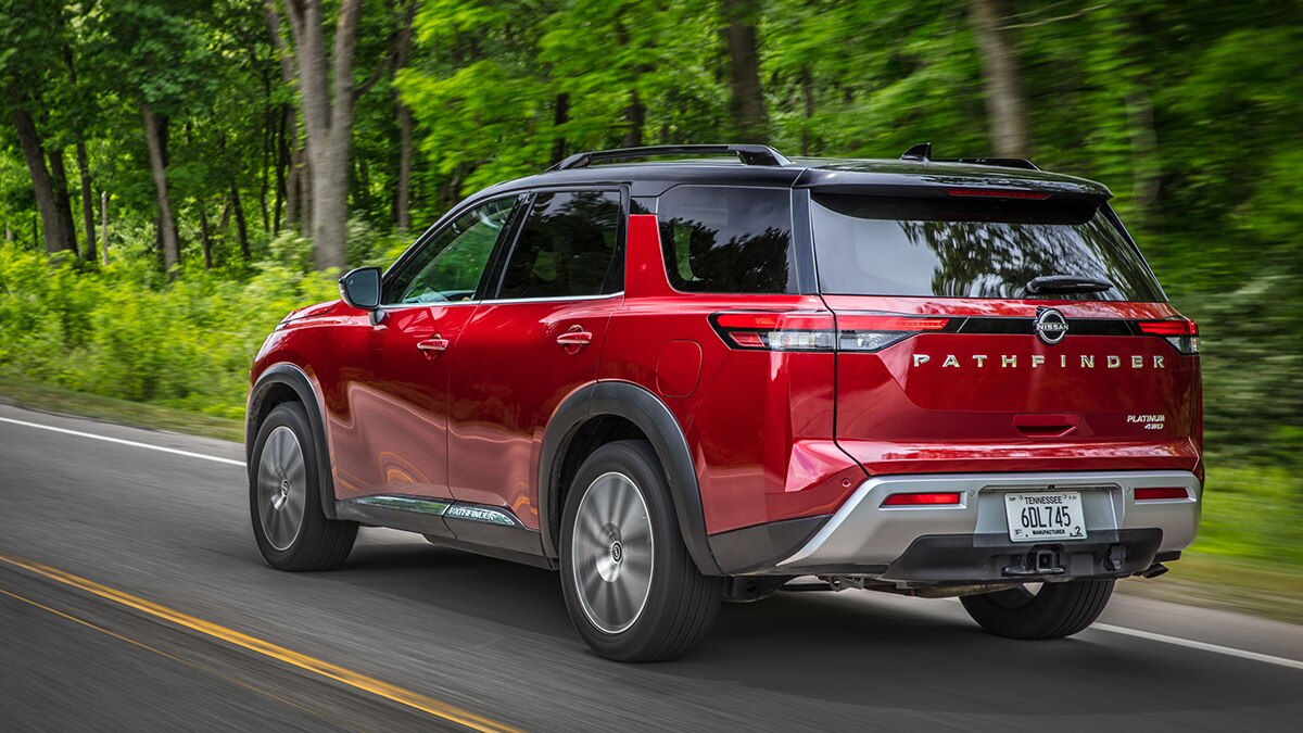 2023 Nissan Pathfinder Platinum rear left