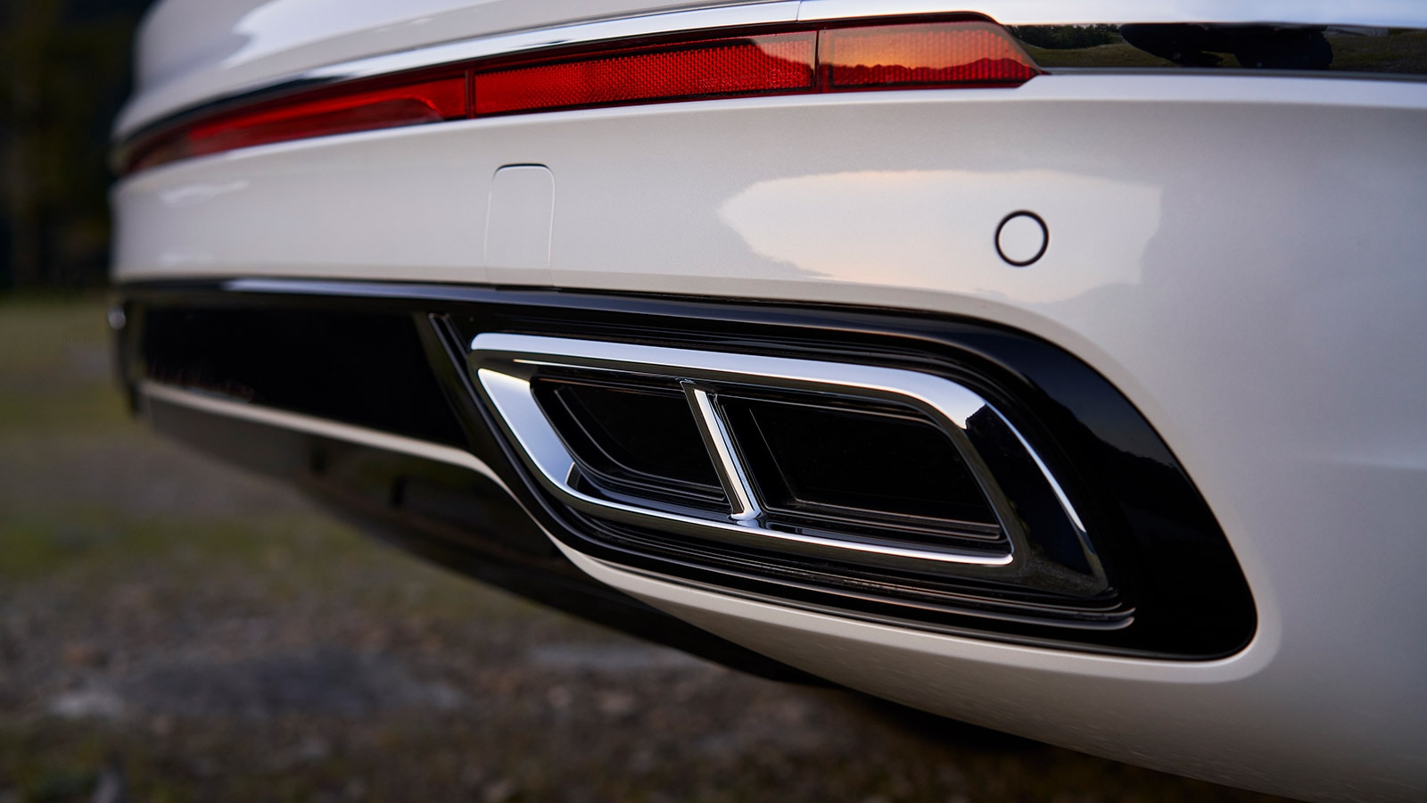 2023 Volkswagen Tiguan SEL R-Line