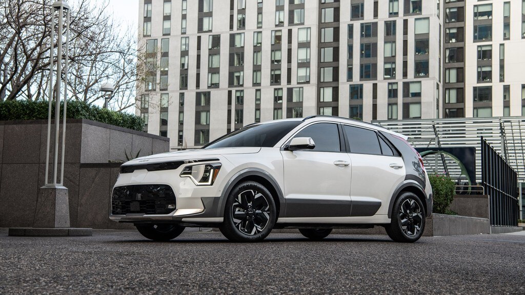 2023 Kia Niro EV front left