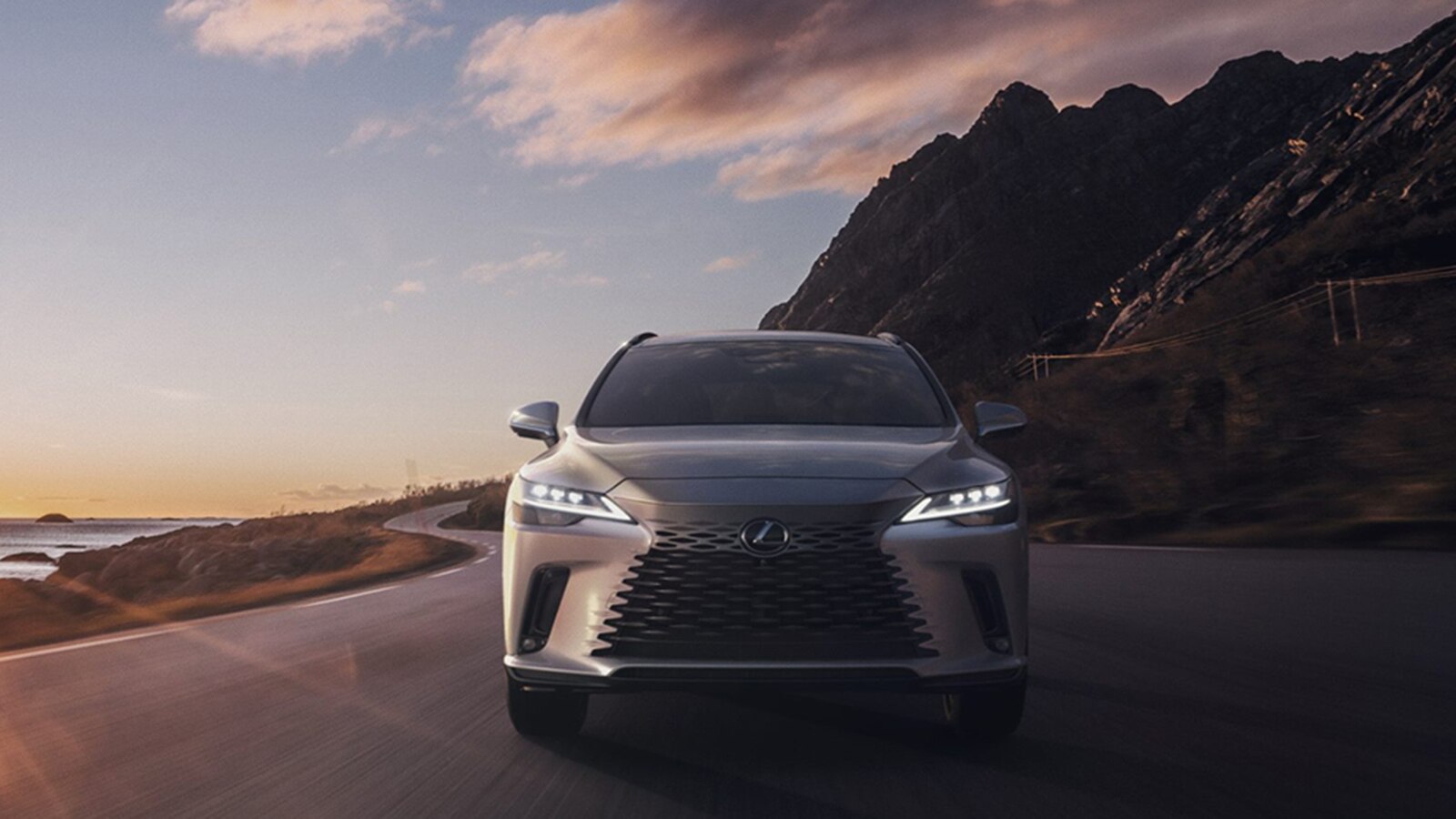 2023 Lexus RX 350 front