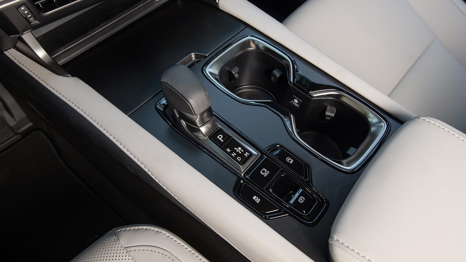 2023 Lexus RX 350 Premium center console