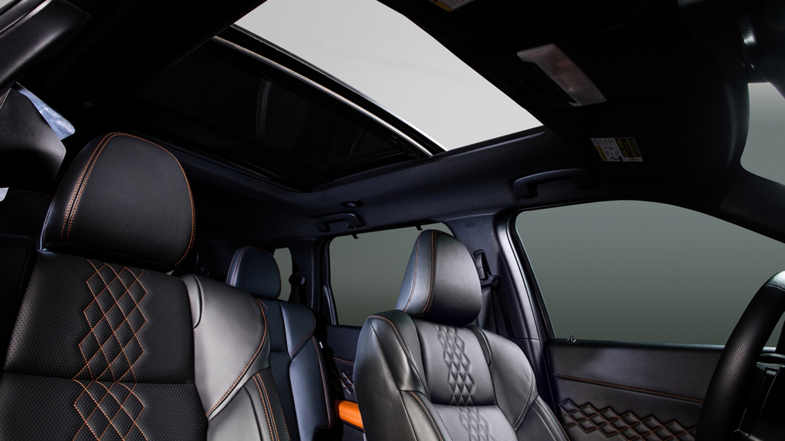 2022 Mitsubishi Outlander SEL moon-roof