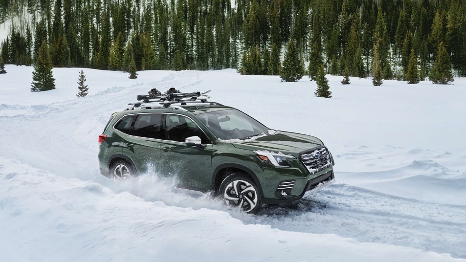 2023 Subaru Forester Premium front right