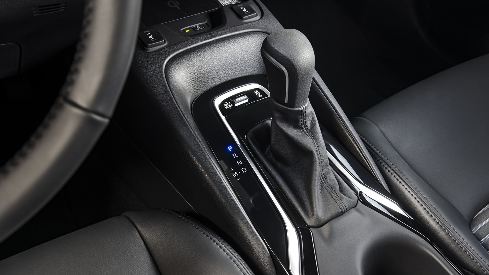 2023 Toyota Corolla XSE shifter