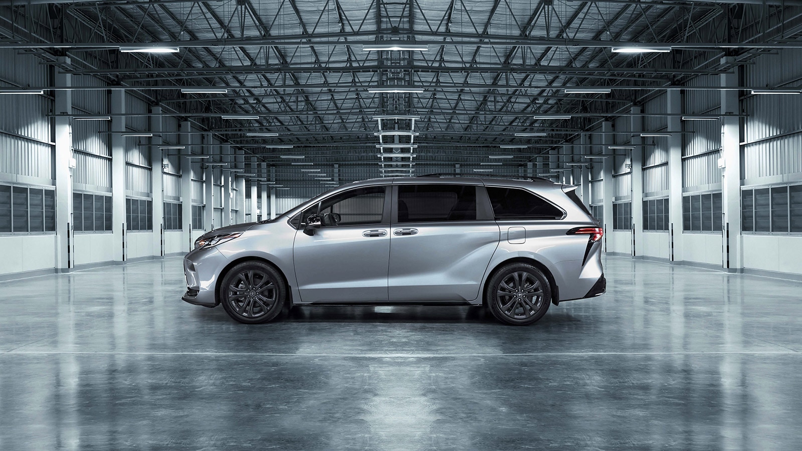 2023 Toyota Sienna 25th Anniversary Edition profile