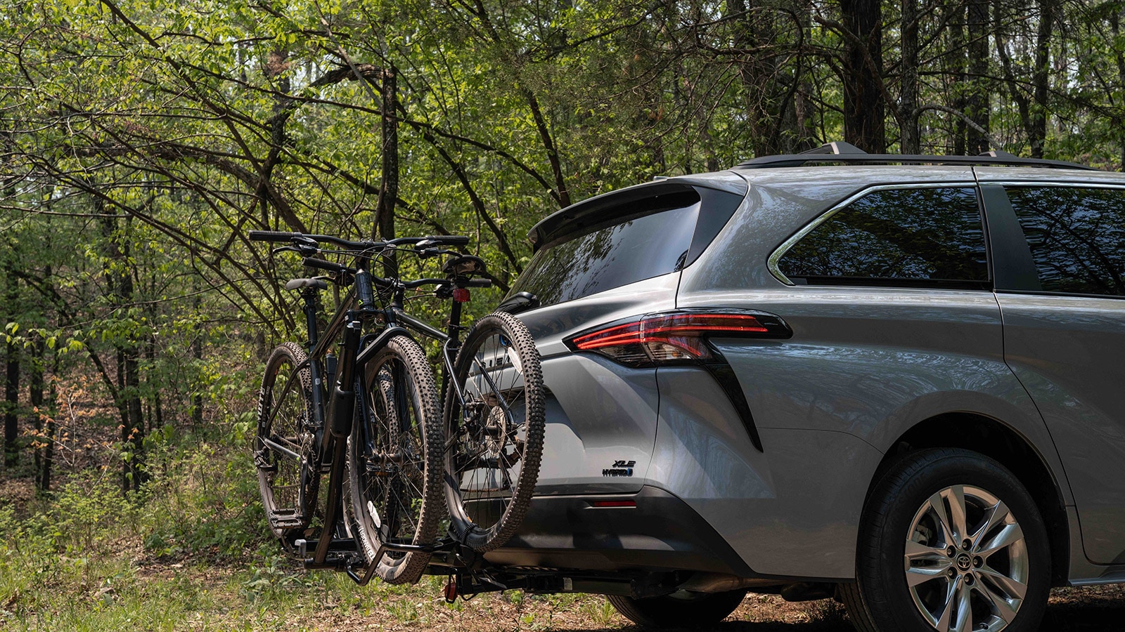 2023 Toyota Sienna Woodland Edition bike rack