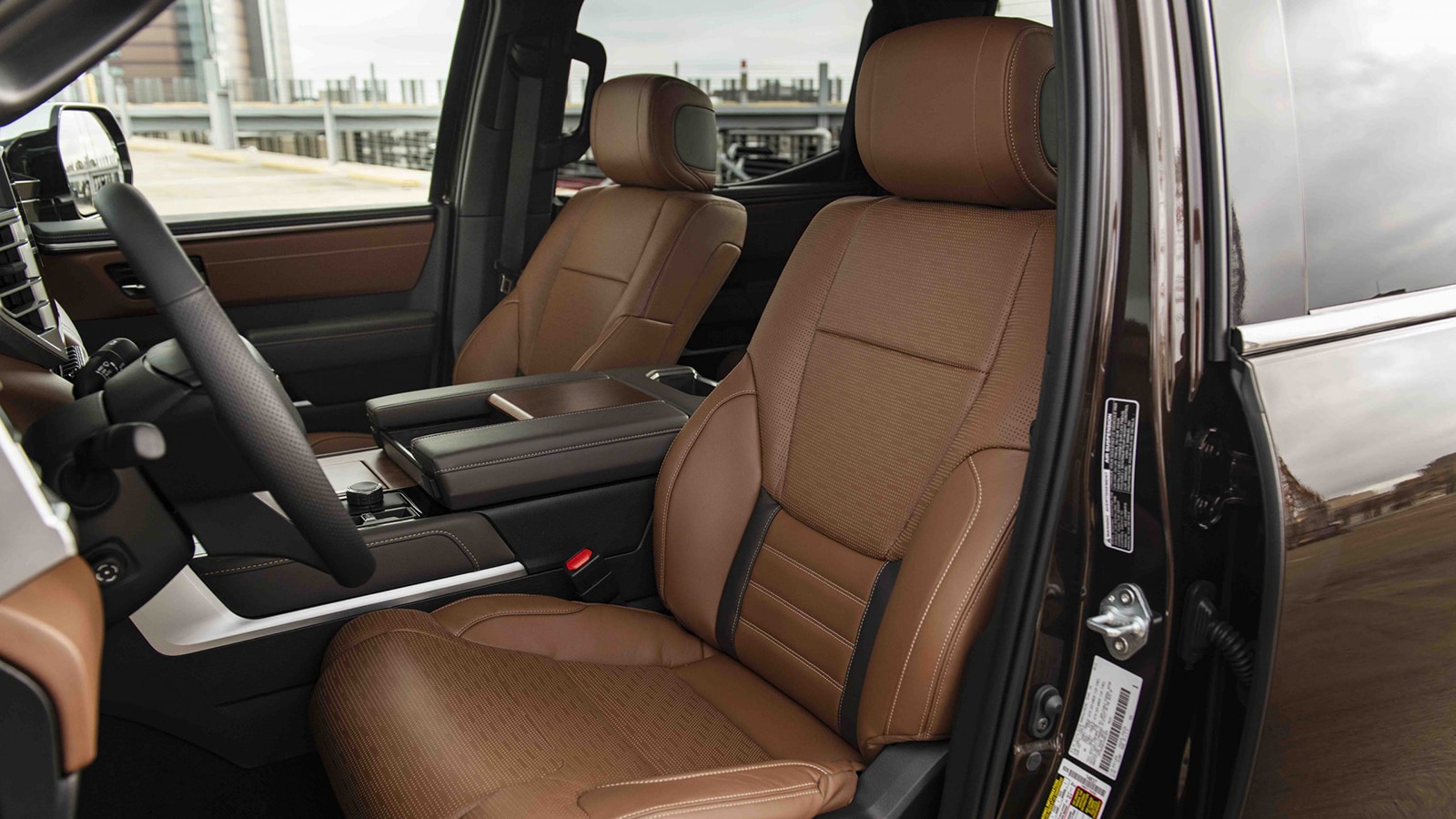 2023 Toyota Tundra Hybrid 1794 Edition front