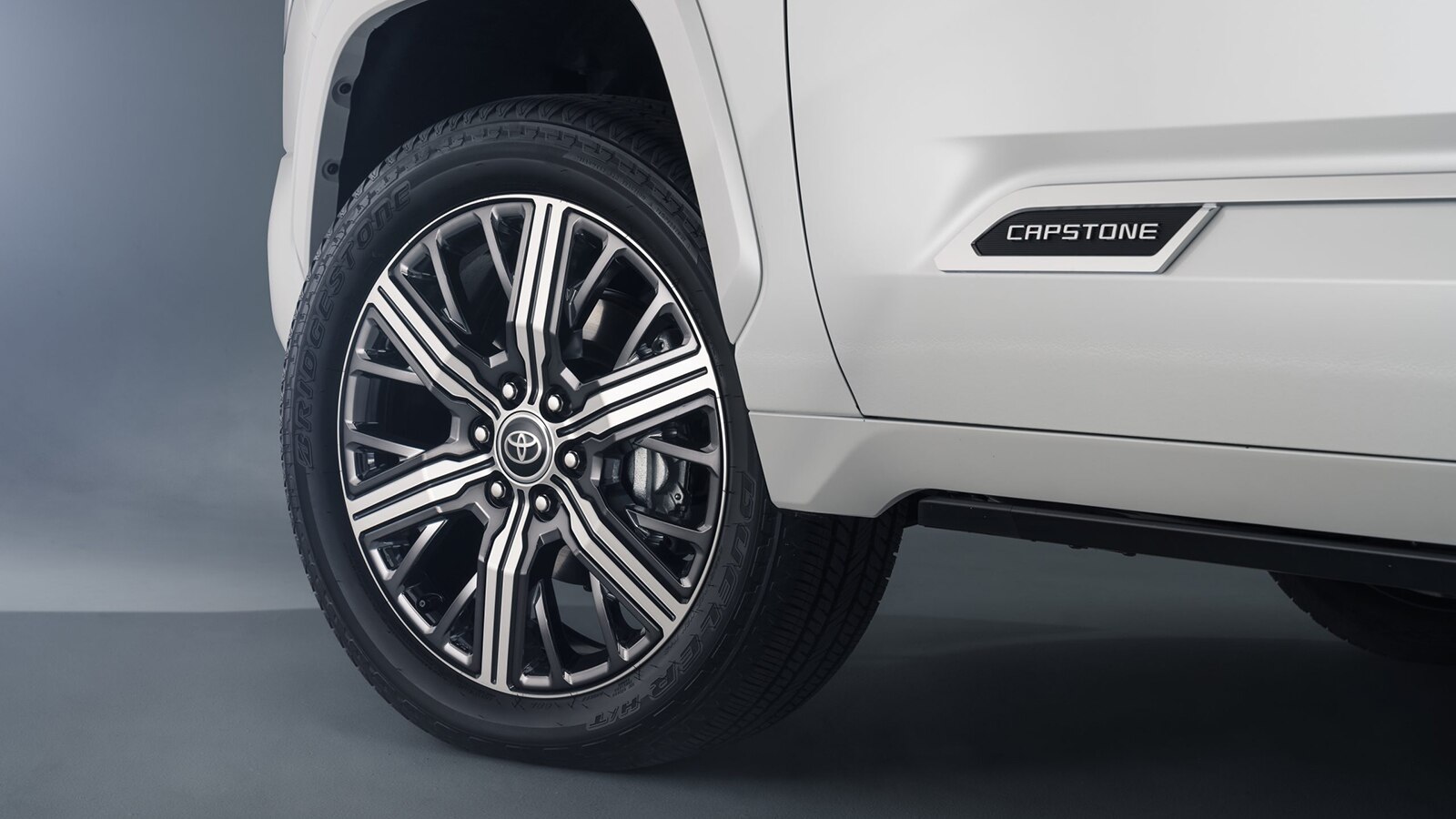 2023 Toyota Tundra Hybrid Capstone tire