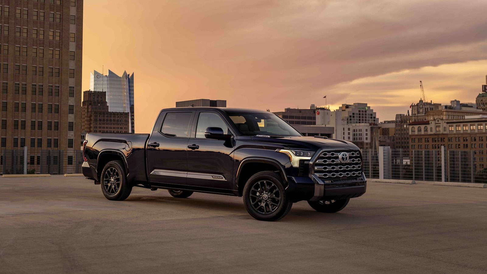 2023 Toyota Tundra Hybrid Platinum Blueprint front left