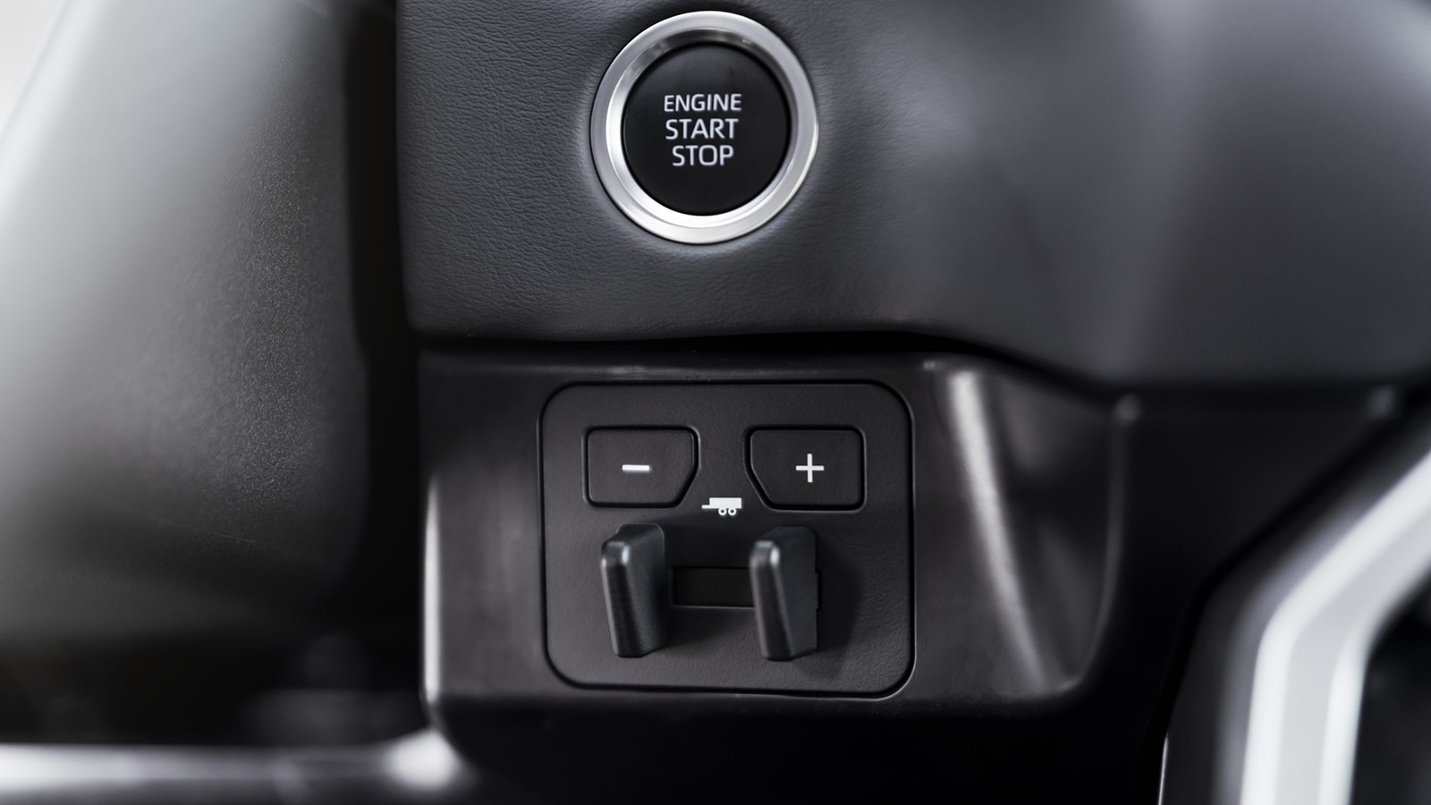 2023 Toyota Tundra Hybrid Platinum Blueprint Trailer Hitch Release