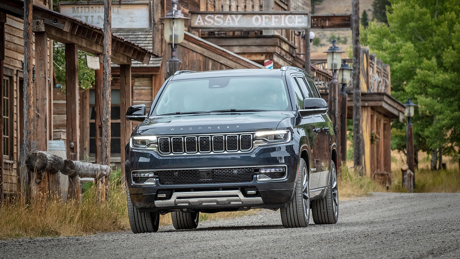 2023 Wagoneer L Front