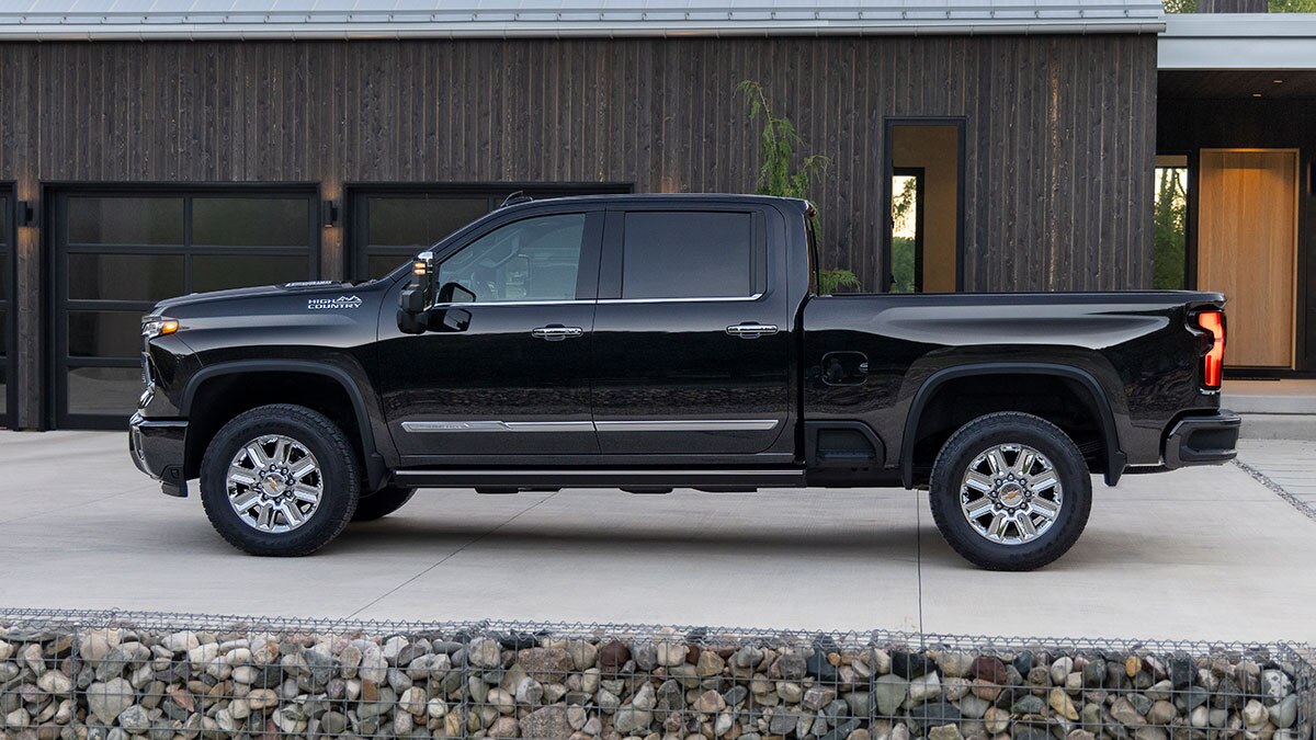 Here's Your First Look at the 2024 Chevrolet Silverado HD Autotrader