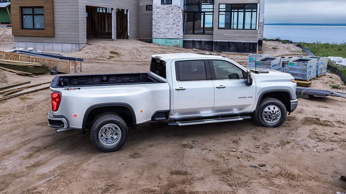 Here's Your First Look at the 2024 Chevrolet Silverado HD Autotrader