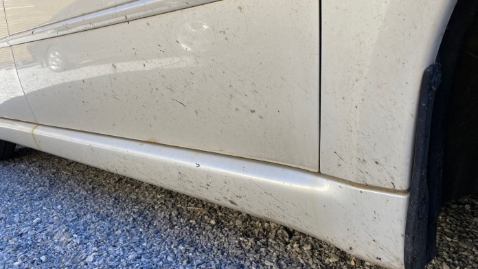 Clean your Car's Exterior Like a Pro using the right cleaning products