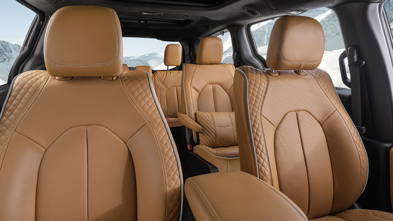 2023 Chrysler Pacifica Pinnacle interior