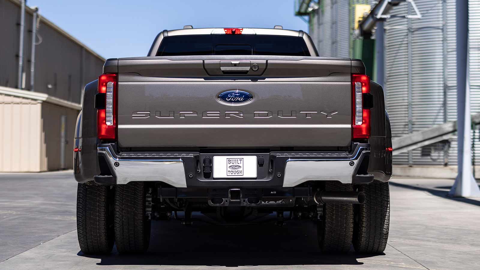 2023 Ford F-350 Lariat rear