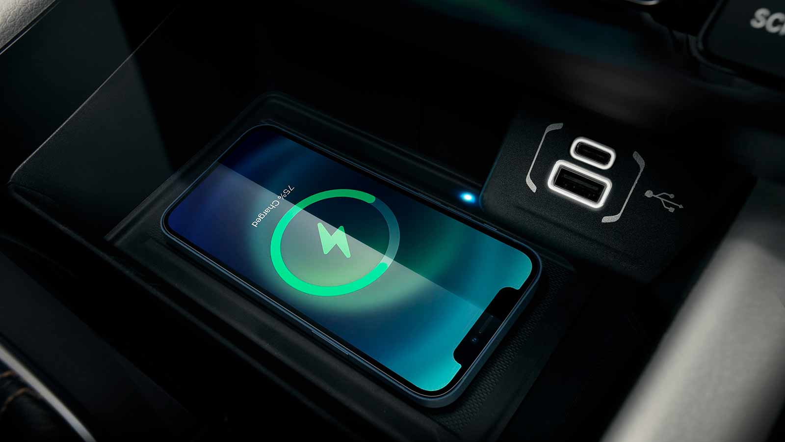 2023 Jeep Compass Trailhawk charging