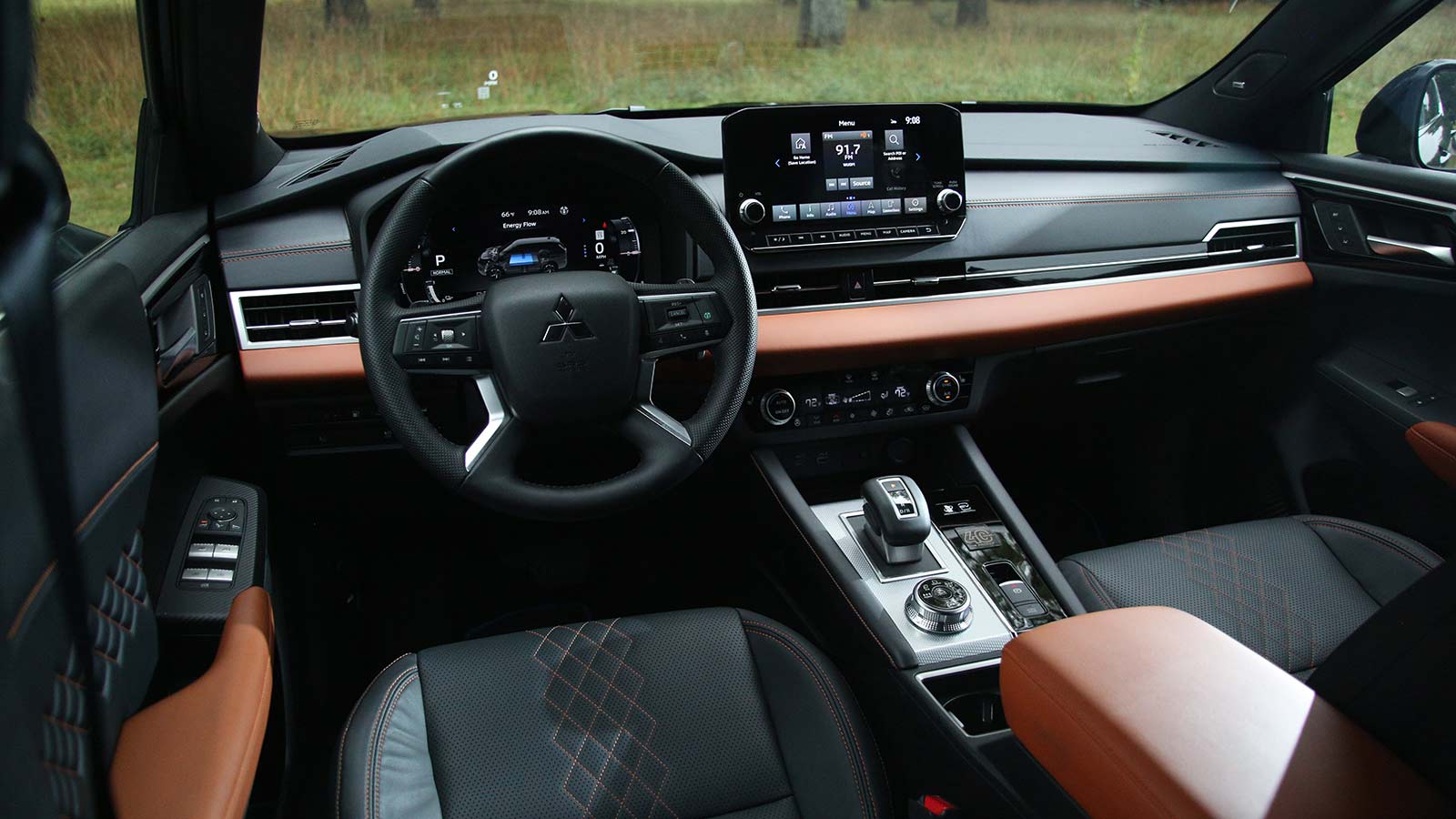 2023 Mitsubishi Outlander PHEV 40th Anniversary Edition front cabin