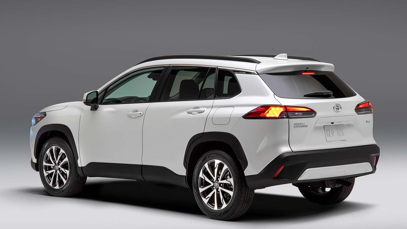 2023 Toyota Corolla Cross XLE rear in white