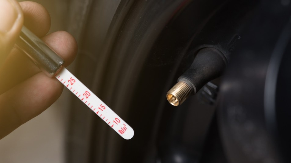Checking tire pressure