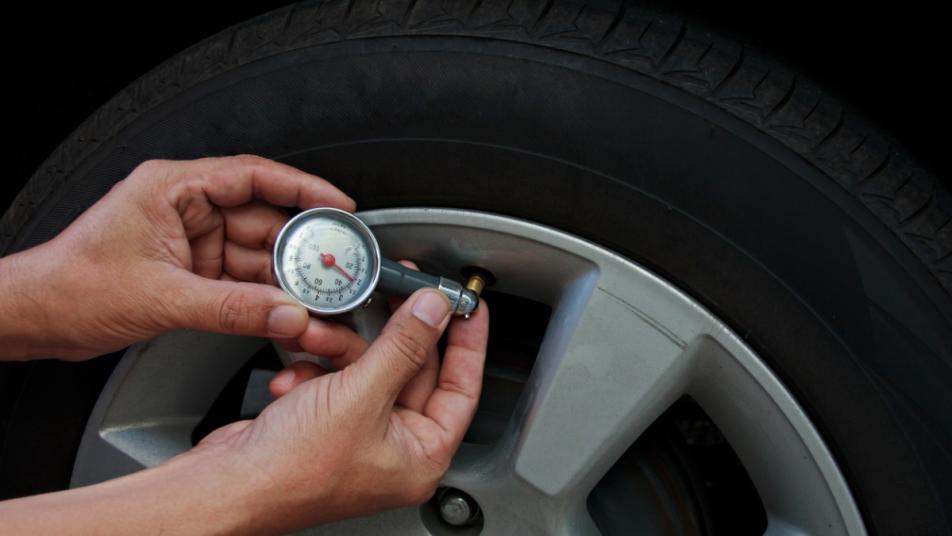 How to Check Tire Pressure
