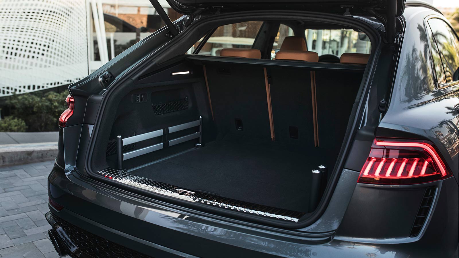 2023 Audi RS Q8