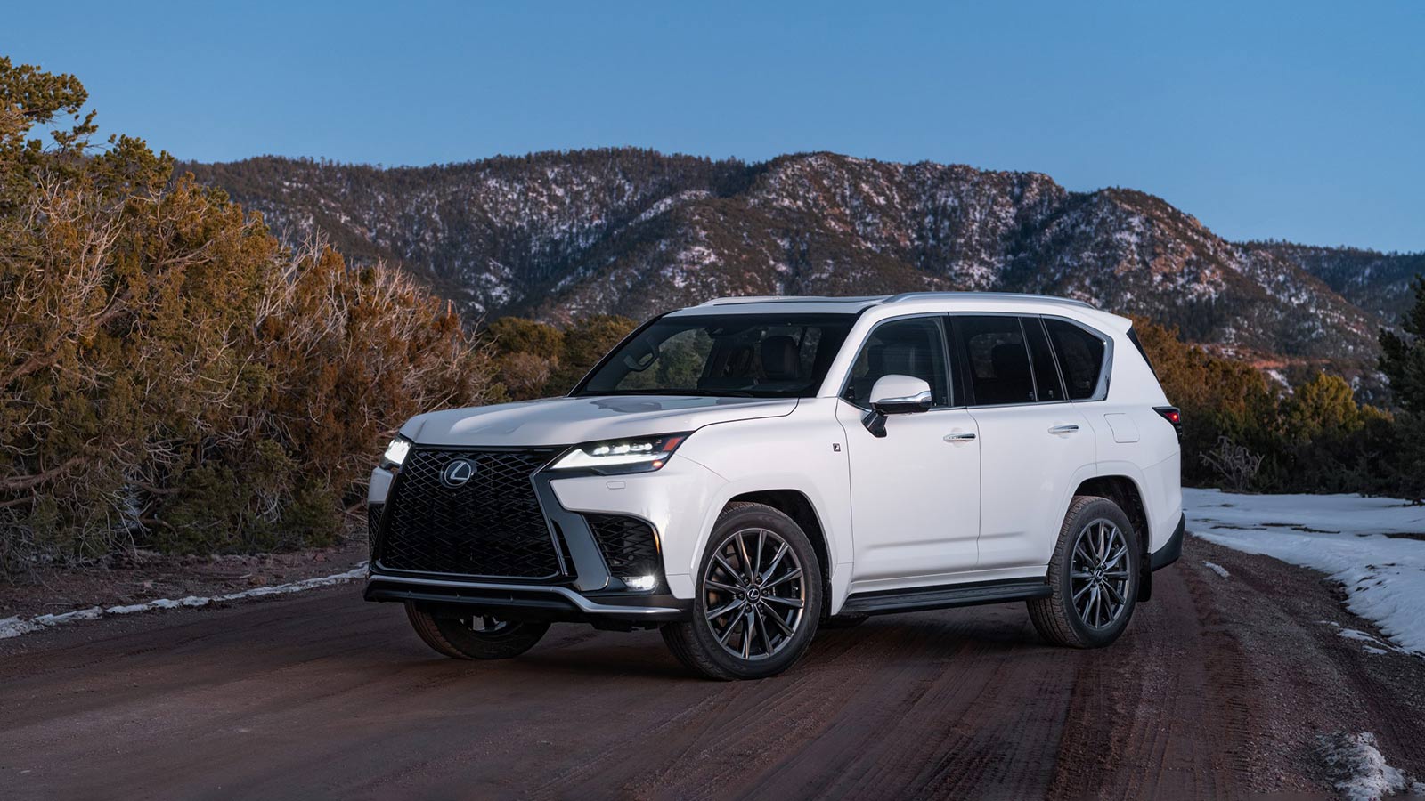 2023 Lexus LX 600 F Sport Handling