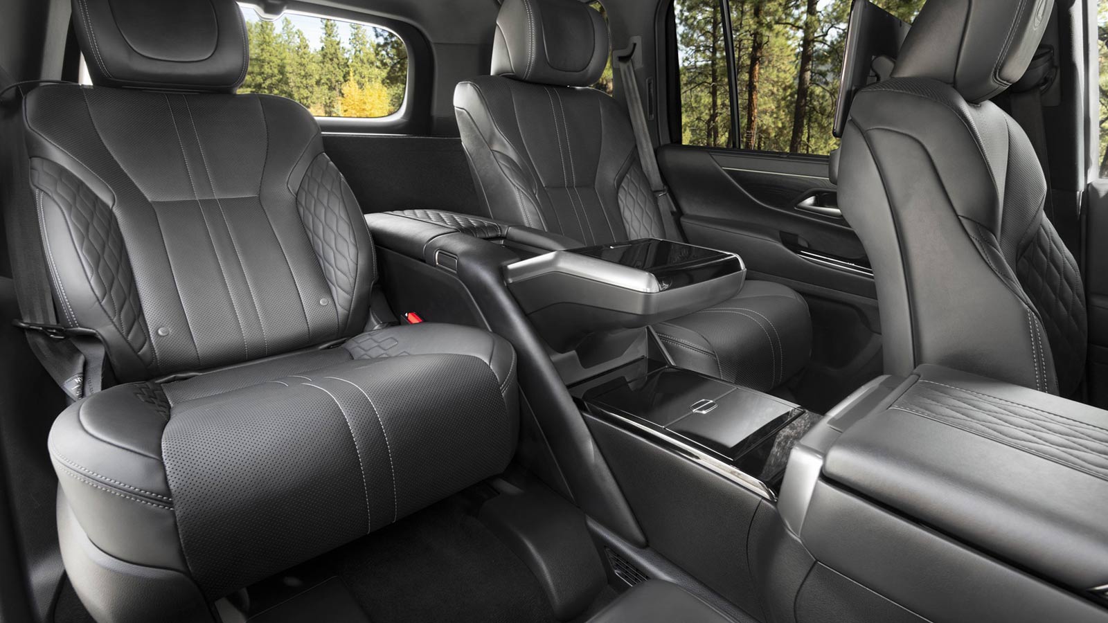 2023 Lexus LX 600 Ultra Luxury: $129,250
