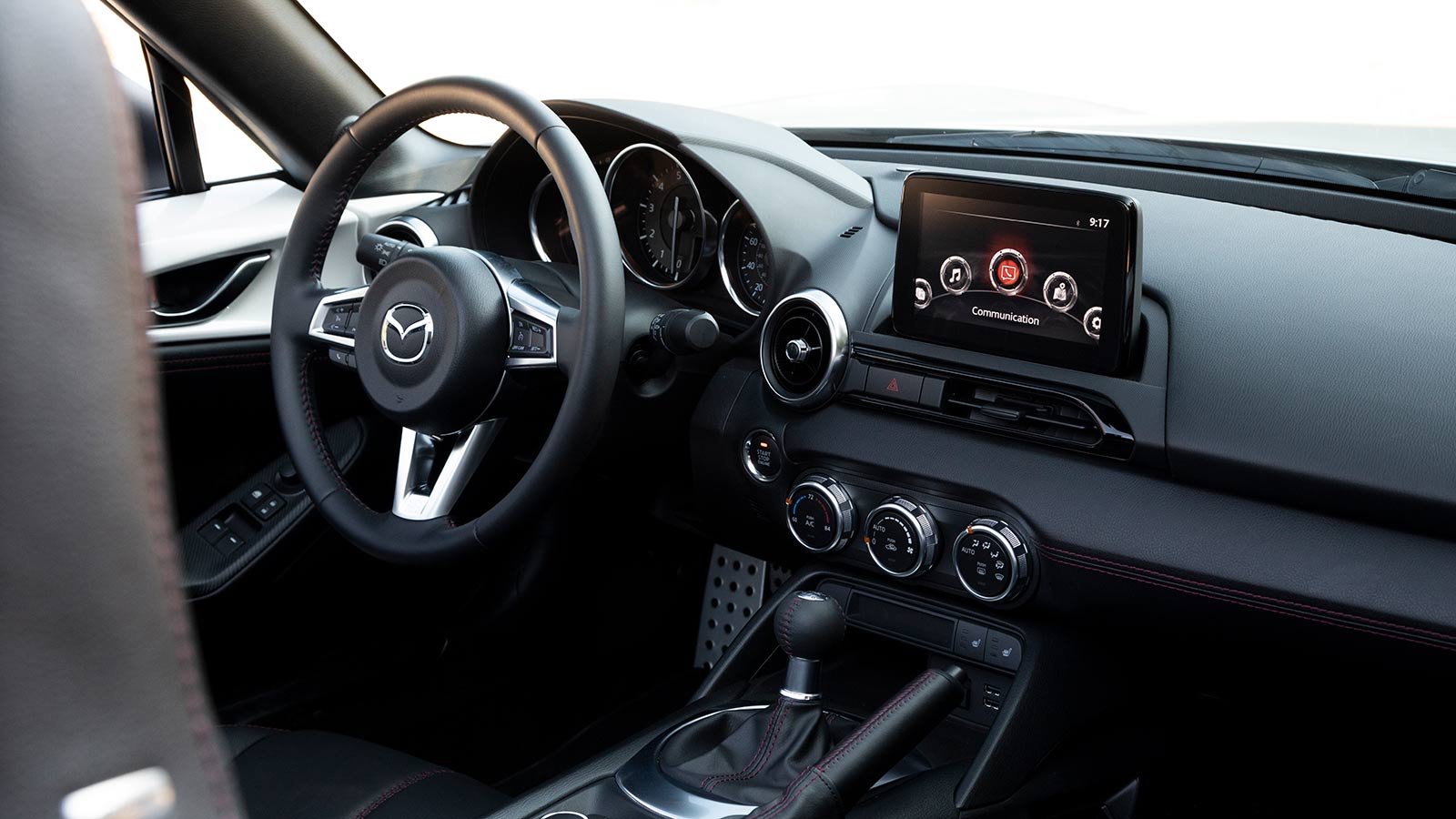 2023 Mazda Miata MX-5 steering wheel