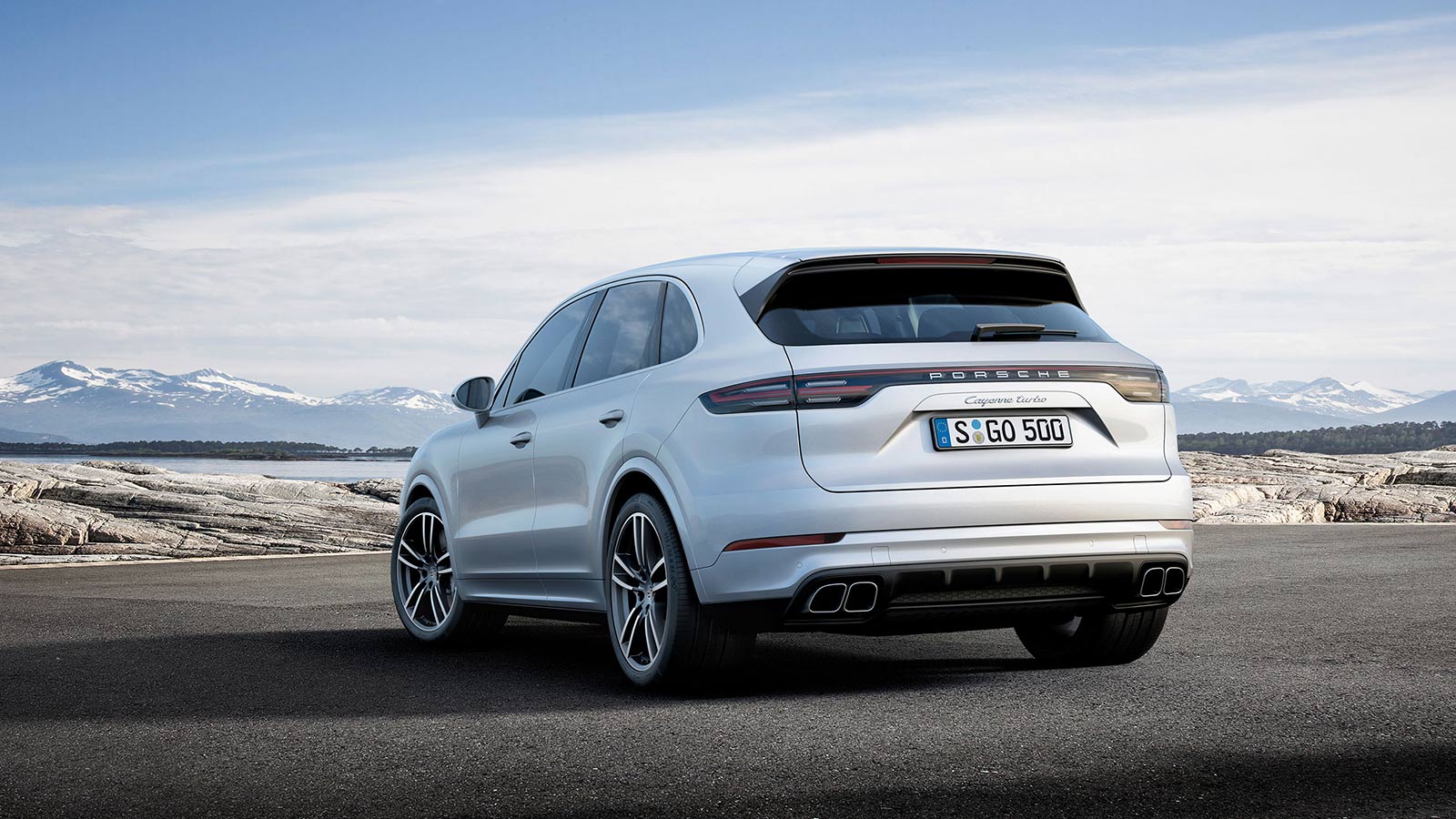 2023 Porsche Cayenne Turbo