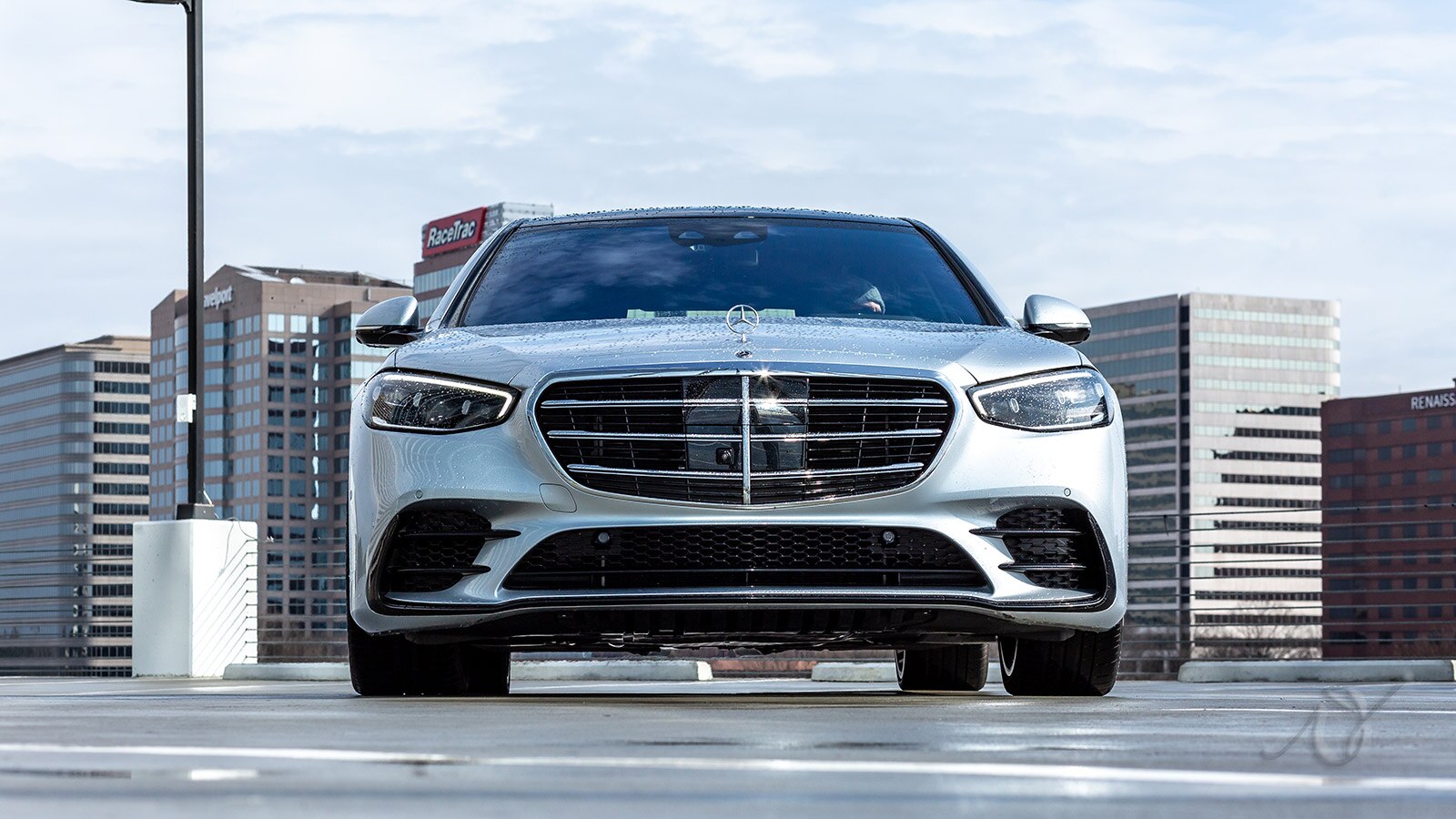 2022 Mercedes-Benz S 500 front in silver