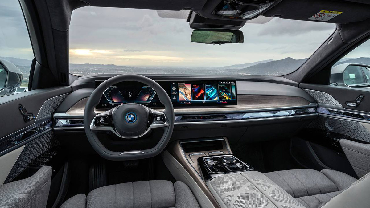 2023 BMW i7 Sedan XDrive60 interior.
