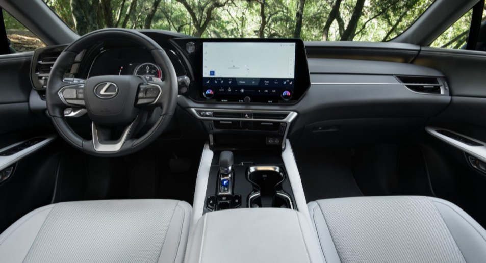 The cabin of the 2023 Lexus RX 350