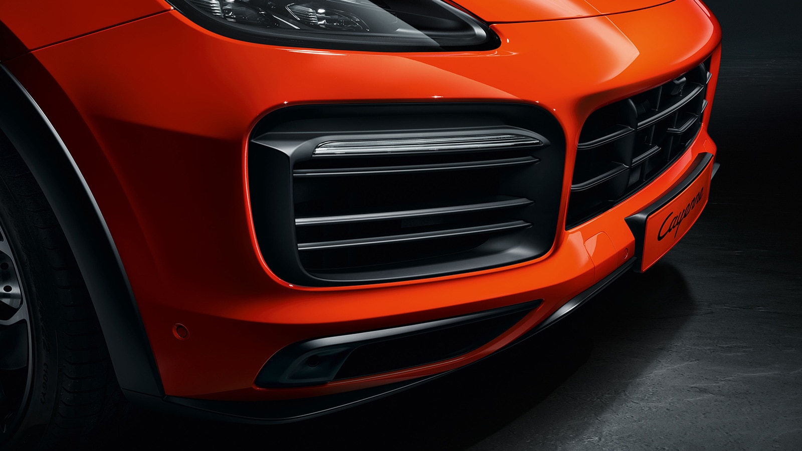 2023 Porsche Cayenne Coupe grill in orange