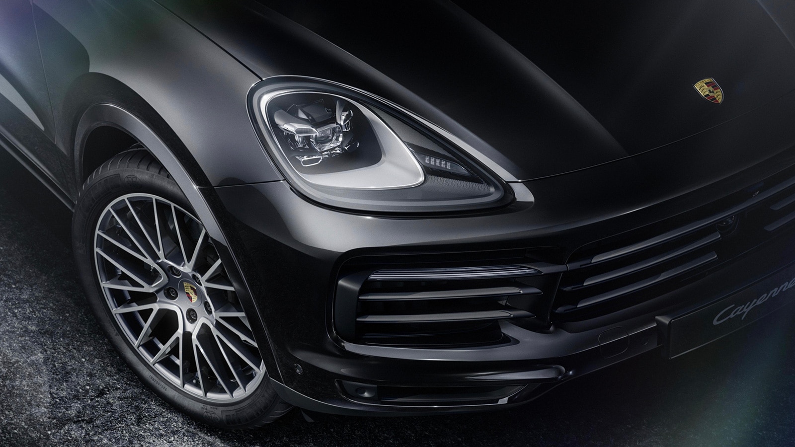2023 Porsche Cayenne Coupe Platinum Edition headlight