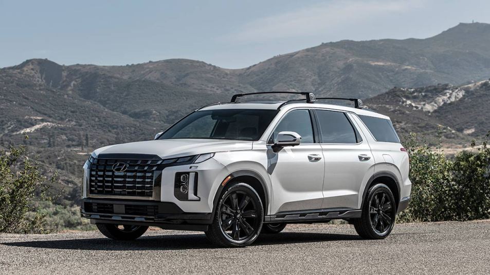 2023 Hyundai Palisade XRT in grey.