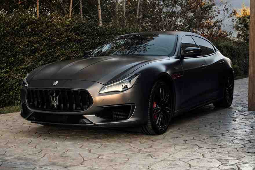2023-maserati-quattroporte-front