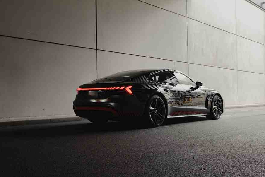2023-audi-rs-e-tron-gt-rear